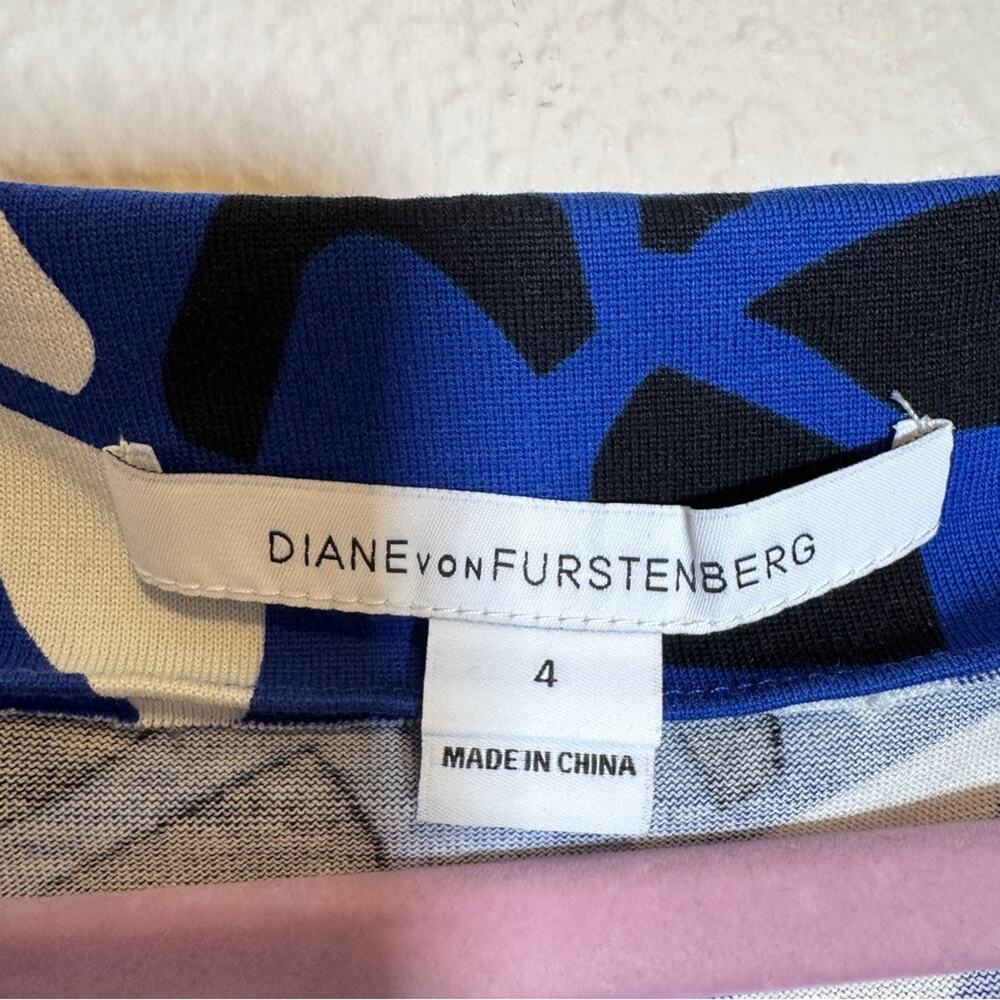 Diane Von Furstenberg Blue Mini Wrap Dress Womens 4 Cotton Silk Geometric Print - Picture 9 of 12